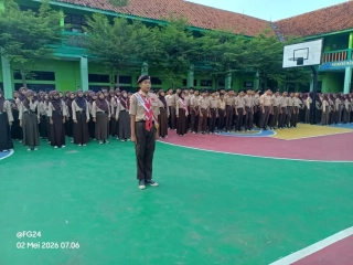 Peringatan Hardiknas_000