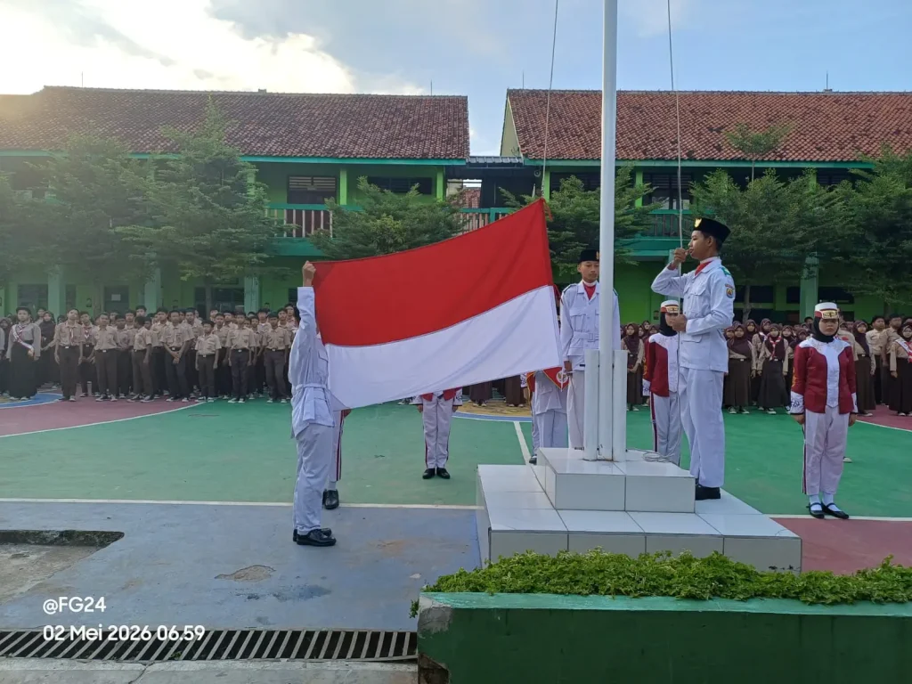 Peringatan Hardiknas_010