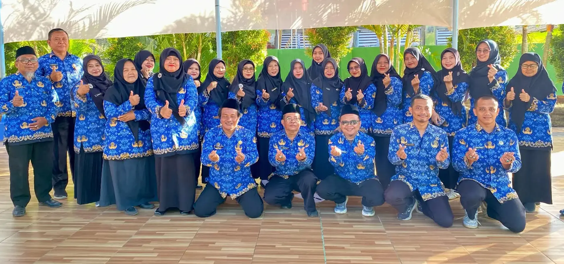 Guru Profesional Garda Terdepan Suksesnya Pengajaran